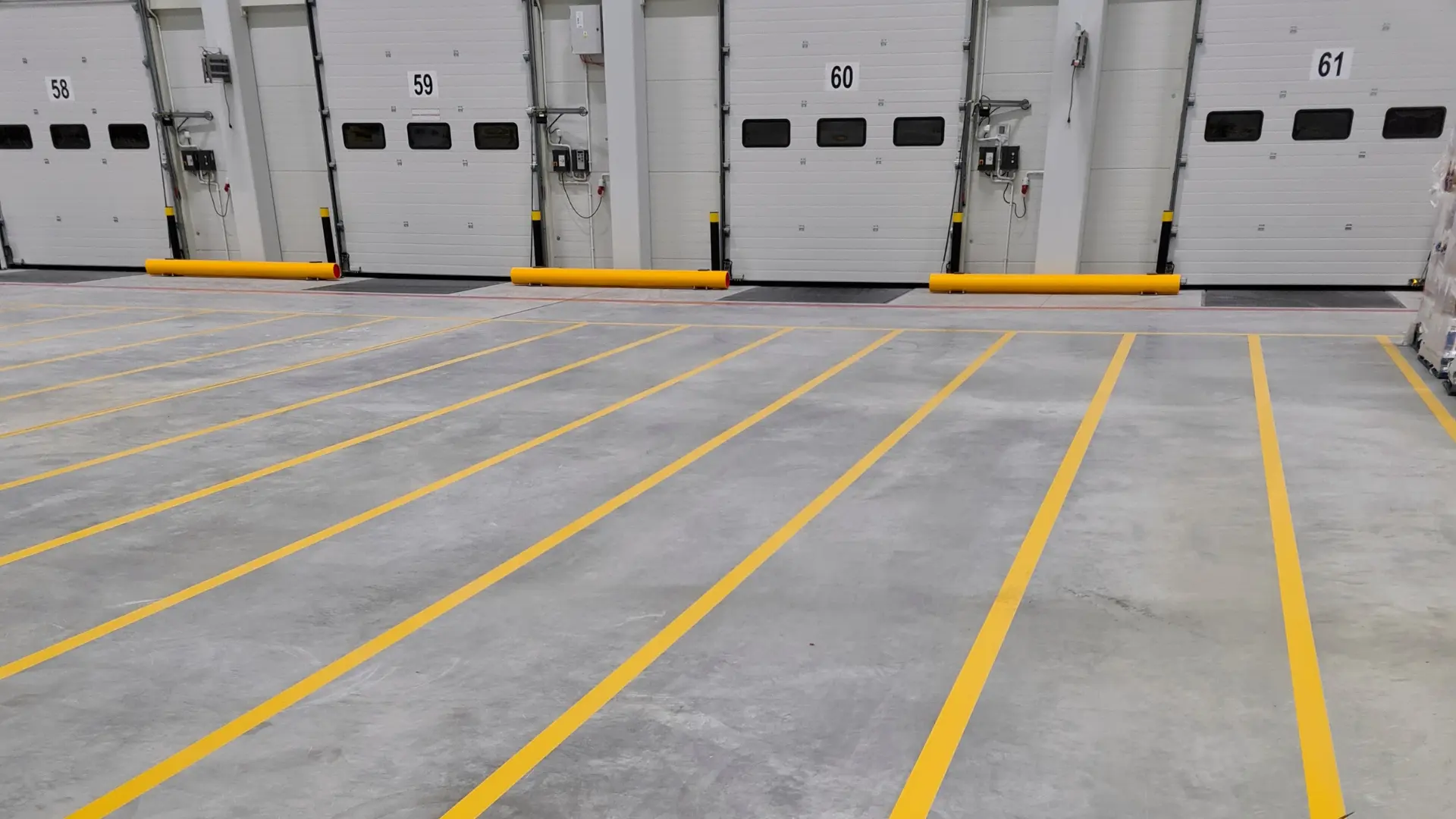 oznakowanie poziome malowanie linii